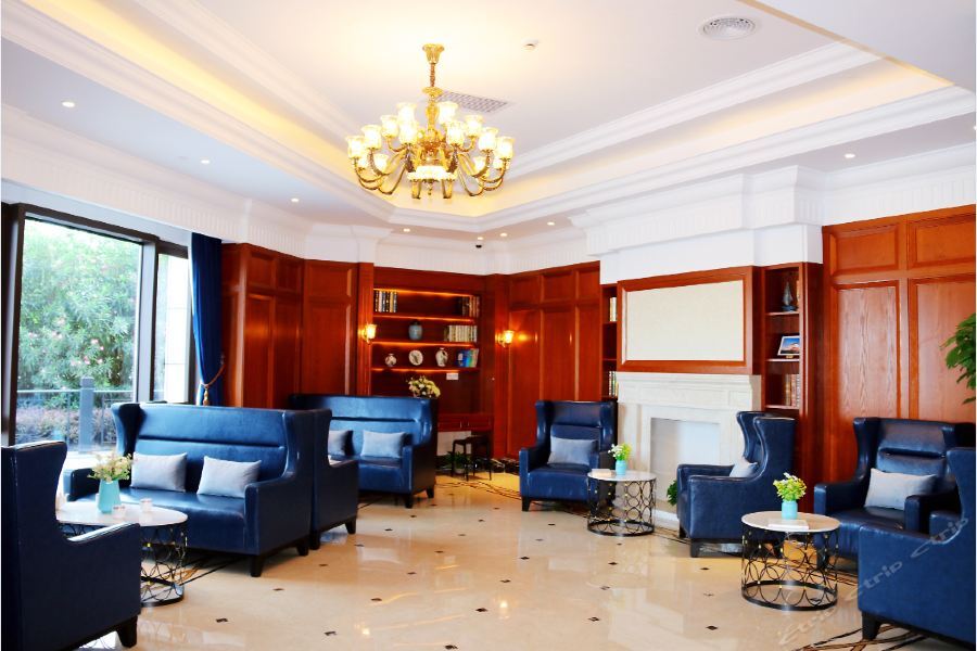 Linjiang International Cruise Hotel Baoyang Road Shanghai Exterior photo